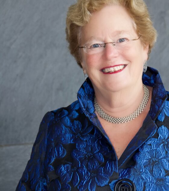 Abby Ginzberg Headshot