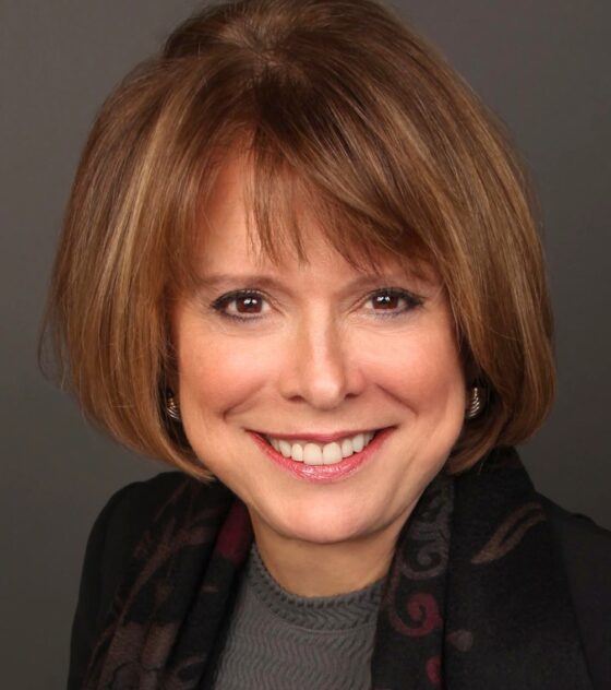 Christy Carpenter Headshot